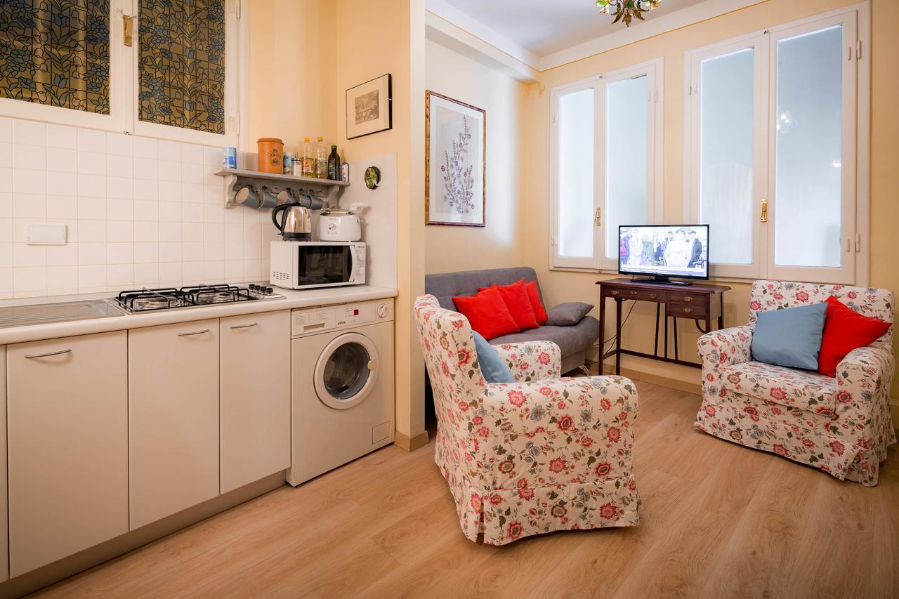Santa Felicita Apartment Florenz